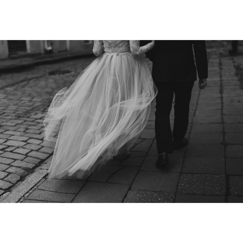 KAKSIOSAINEN HÄÄPUKU